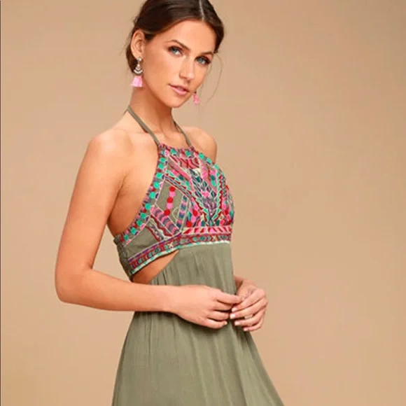 Lulus Maxi Dress - Picture 3 of 4